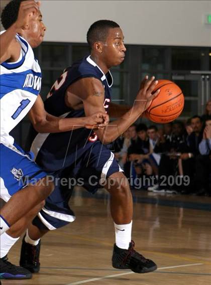 Thumbnail 3 in Windward vs. Pacific Hills (MLK Hoops Shootout) photogallery.