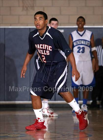 Thumbnail 1 in Windward vs. Pacific Hills (MLK Hoops Shootout) photogallery.