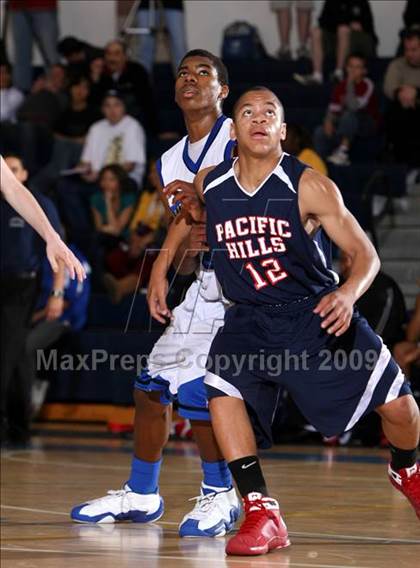 Thumbnail 3 in Windward vs. Pacific Hills (MLK Hoops Shootout) photogallery.