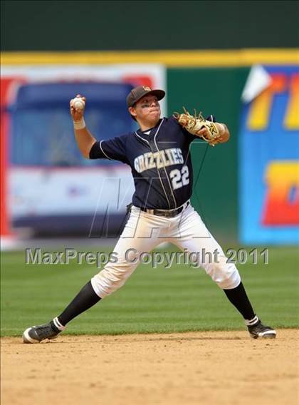 Thumbnail 2 in Upland vs. Los Osos (Battle of the Baseline League) photogallery.