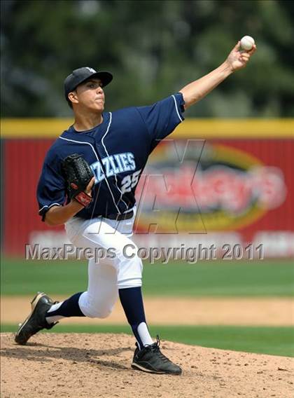 Thumbnail 3 in Upland vs. Los Osos (Battle of the Baseline League) photogallery.