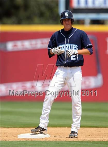 Thumbnail 2 in Upland vs. Los Osos (Battle of the Baseline League) photogallery.