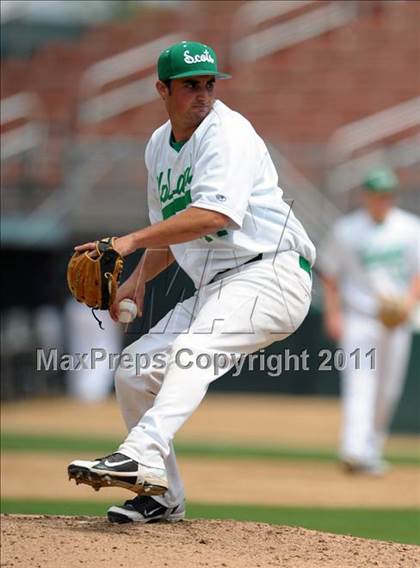 Thumbnail 1 in Upland vs. Los Osos (Battle of the Baseline League) photogallery.