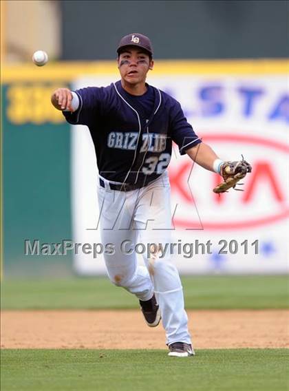 Thumbnail 2 in Upland vs. Los Osos (Battle of the Baseline League) photogallery.