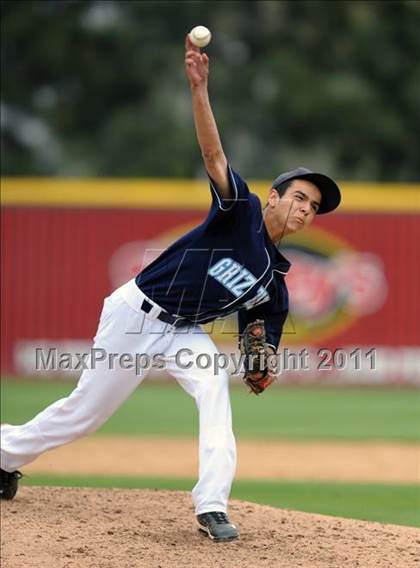 Thumbnail 2 in Upland vs. Los Osos (Battle of the Baseline League) photogallery.