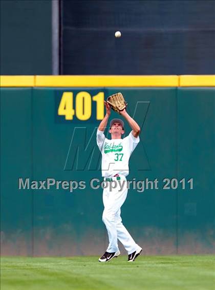 Thumbnail 1 in Upland vs. Los Osos (Battle of the Baseline League) photogallery.