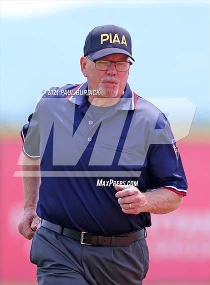 Thumbnail 3 in Schuylkill Haven vs. Shenango ( PIAA 2A Championship) photogallery.