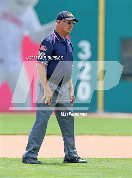 Thumbnail 1 in Schuylkill Haven vs. Shenango ( PIAA 2A Championship) photogallery.