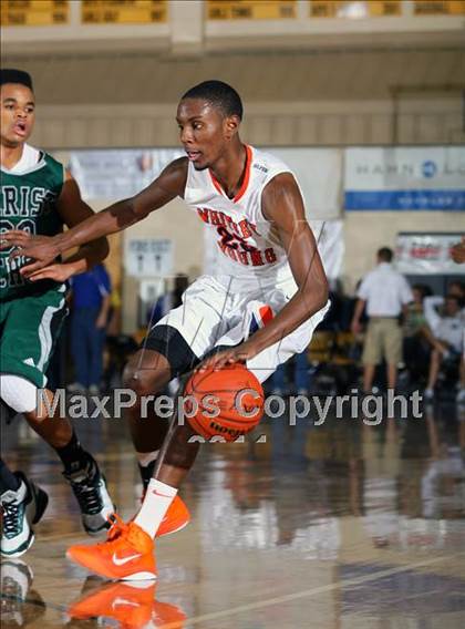 Thumbnail 3 in Whitney Young vs. Christ School (City of Palms Classic) photogallery.