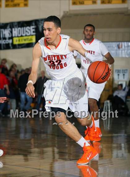 Thumbnail 3 in Whitney Young vs. Christ School (City of Palms Classic) photogallery.