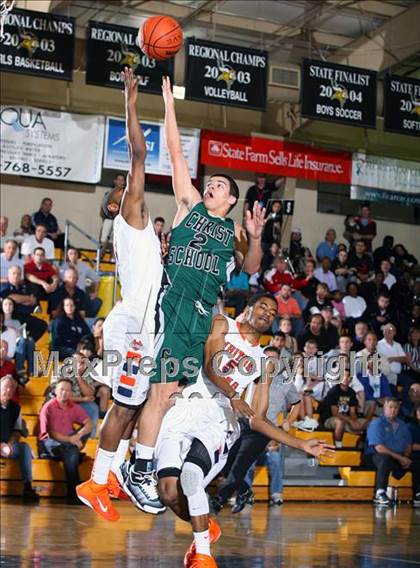 Thumbnail 2 in Whitney Young vs. Christ School (City of Palms Classic) photogallery.