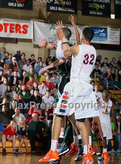 Thumbnail 1 in Whitney Young vs. Christ School (City of Palms Classic) photogallery.