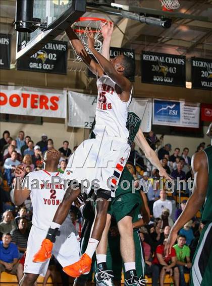 Thumbnail 2 in Whitney Young vs. Christ School (City of Palms Classic) photogallery.
