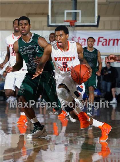 Thumbnail 3 in Whitney Young vs. Christ School (City of Palms Classic) photogallery.