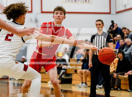 Thumbnail 3 in Burlingame vs Santa Cruz (CIF CCS Division III Semi-final) photogallery.