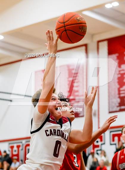 Thumbnail 2 in Burlingame vs Santa Cruz (CIF CCS Division III Semi-final) photogallery.