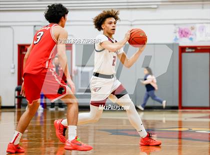 Thumbnail 3 in Burlingame vs Santa Cruz (CIF CCS Division III Semi-final) photogallery.