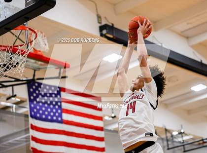 Thumbnail 2 in Burlingame vs Santa Cruz (CIF CCS Division III Semi-final) photogallery.