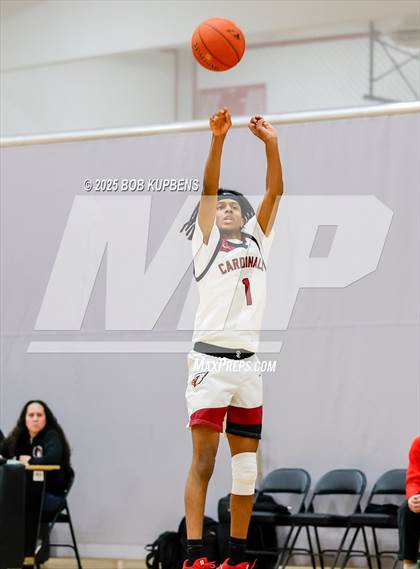 Thumbnail 2 in Burlingame vs Santa Cruz (CIF CCS Division III Semi-final) photogallery.