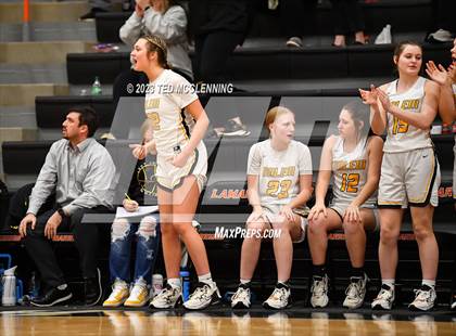Thumbnail 3 in Salem vs. Central (AAA 3A State Playoff first round) photogallery.