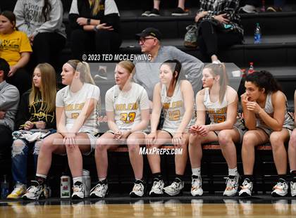 Thumbnail 1 in Salem vs. Central (AAA 3A State Playoff first round) photogallery.