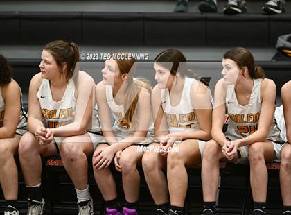Thumbnail 1 in Salem vs. Central (AAA 3A State Playoff first round) photogallery.