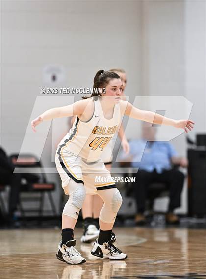 Thumbnail 1 in Salem vs. Central (AAA 3A State Playoff first round) photogallery.
