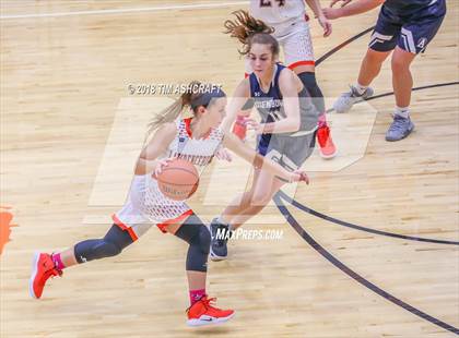 Thumbnail 1 in Oldenburg Academy vs Lawrenceburg photogallery.