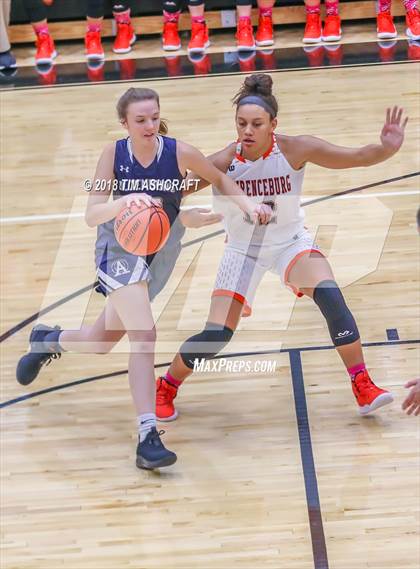 Thumbnail 1 in Oldenburg Academy vs Lawrenceburg photogallery.