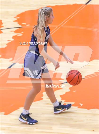 Thumbnail 2 in Oldenburg Academy vs Lawrenceburg photogallery.