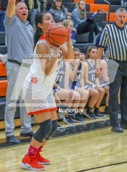 Thumbnail 1 in Oldenburg Academy vs Lawrenceburg photogallery.