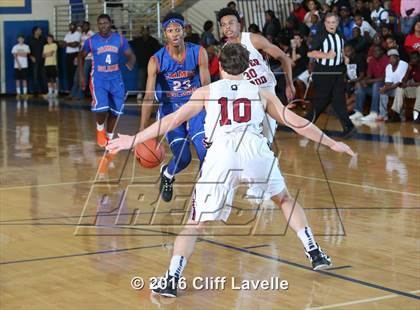 Thumbnail 3 in James Island vs Porter Gaud (Rotary Roundball Classic) photogallery.