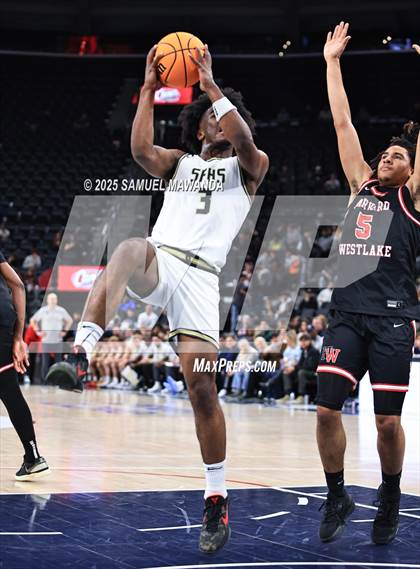 Thumbnail 3 in Harvard-Westlake vs St. Francis (Trinity-Mission League Show @ Intuit Dome) photogallery.
