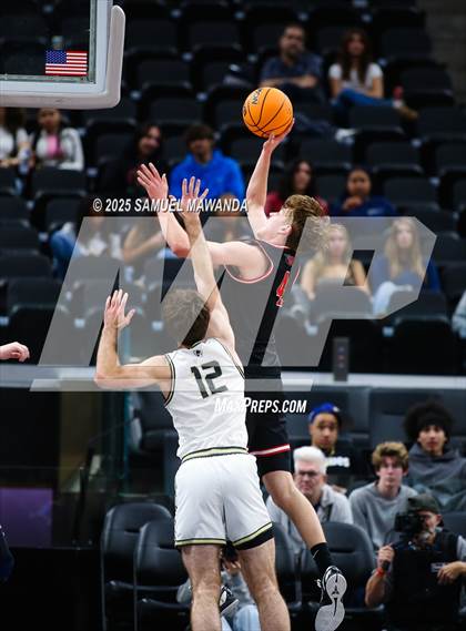 Thumbnail 3 in Harvard-Westlake vs St. Francis (Trinity-Mission League Show @ Intuit Dome) photogallery.