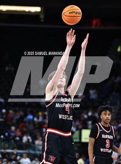 Thumbnail 3 in Harvard-Westlake vs St. Francis (Trinity-Mission League Show @ Intuit Dome) photogallery.