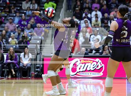 Thumbnail 3 in Neches vs. Harrold (UIL 1A Volleyball Final) photogallery.