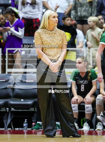 Thumbnail 2 in Neches vs. Harrold (UIL 1A Volleyball Final) photogallery.