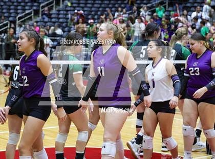 Thumbnail 1 in Neches vs. Harrold (UIL 1A Volleyball Final) photogallery.