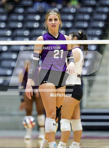 Thumbnail 2 in Neches vs. Harrold (UIL 1A Volleyball Final) photogallery.