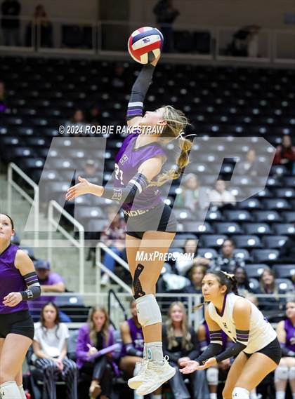 Thumbnail 2 in Neches vs. Harrold (UIL 1A Volleyball Final) photogallery.