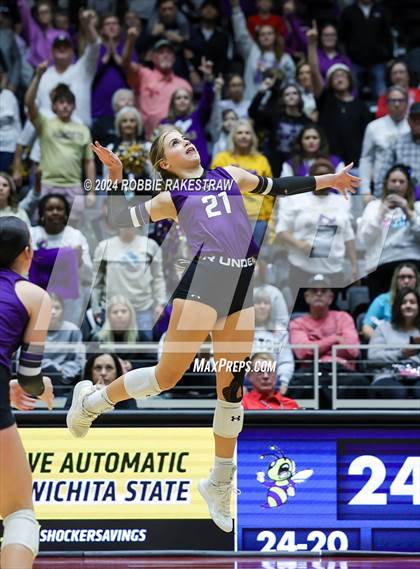 Thumbnail 2 in Neches vs. Harrold (UIL 1A Volleyball Final) photogallery.