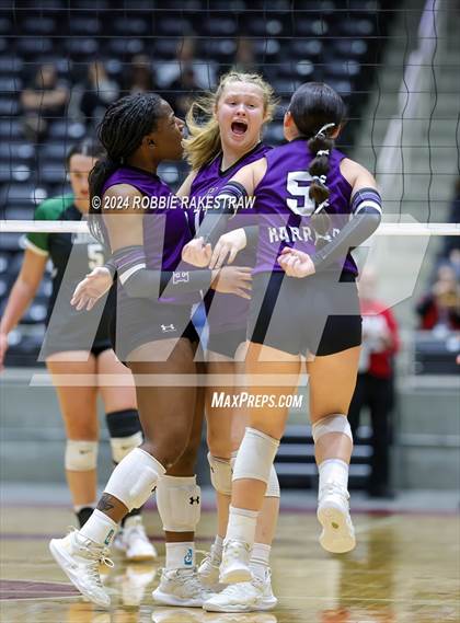 Thumbnail 2 in Neches vs. Harrold (UIL 1A Volleyball Final) photogallery.