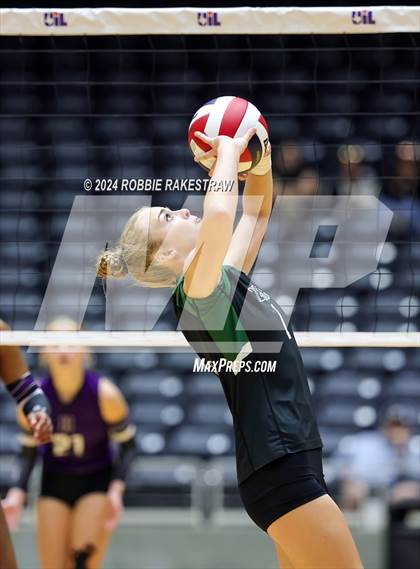 Thumbnail 1 in Neches vs. Harrold (UIL 1A Volleyball Final) photogallery.