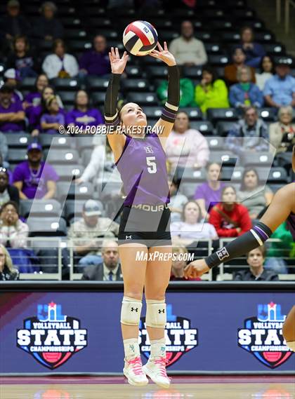 Thumbnail 2 in Neches vs. Harrold (UIL 1A Volleyball Final) photogallery.