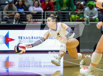 Thumbnail 2 in Neches vs. Harrold (UIL 1A Volleyball Final) photogallery.