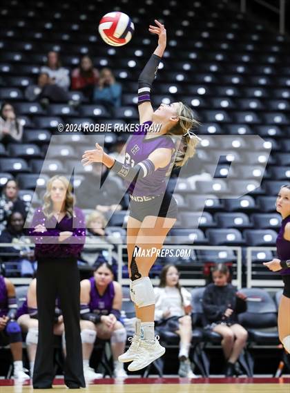 Thumbnail 3 in Neches vs. Harrold (UIL 1A Volleyball Final) photogallery.