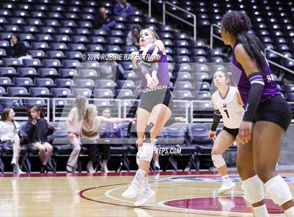 Thumbnail 2 in Neches vs. Harrold (UIL 1A Volleyball Final) photogallery.