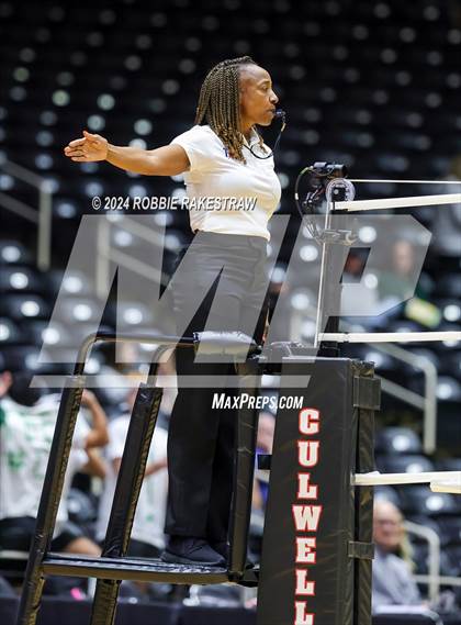 Thumbnail 2 in Neches vs. Harrold (UIL 1A Volleyball Final) photogallery.