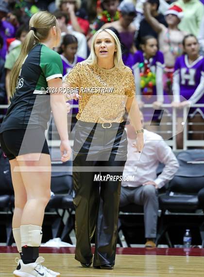 Thumbnail 3 in Neches vs. Harrold (UIL 1A Volleyball Final) photogallery.