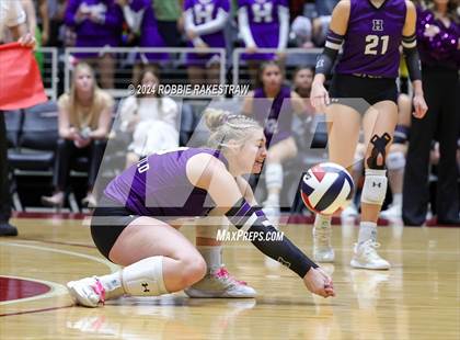 Thumbnail 2 in Neches vs. Harrold (UIL 1A Volleyball Final) photogallery.